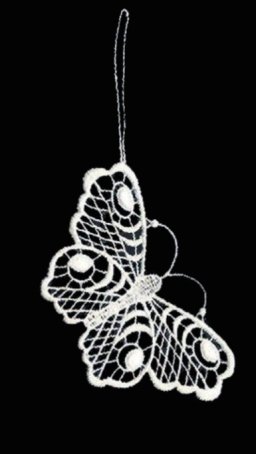 Plauener Spitze Anhänger Schmetterling Edel-Pfauenauge Osterangebot