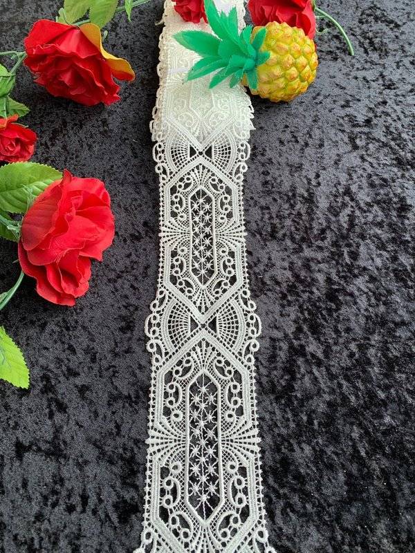 Plauener Spitze Royal 9cm/weiss Schlussverkauf