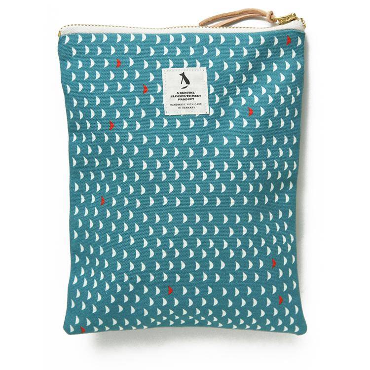 Pleased To Meet Whale Pouch Wochenangebot