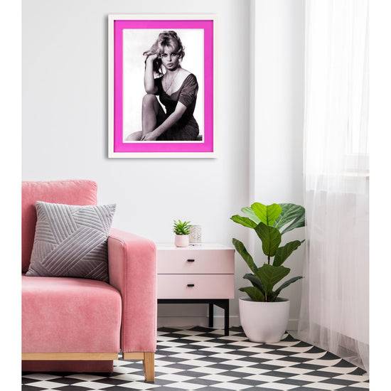 Queen Kerosin Rahmenbild mit Acrylpassepartout - Brigitte Nur noch ein Tag übrig