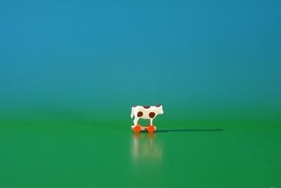 Rudolphs Schatzkiste Miniatur Kuh auf Räder Höhe ca 2,5 cm Black Friday