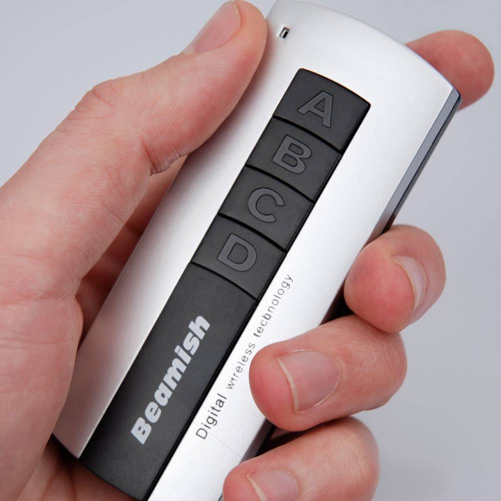 S.Luce Wireless 3-fach Funk-Kontroller mit Fernbedienung max. 3 x 1000W Fabrikverkauf