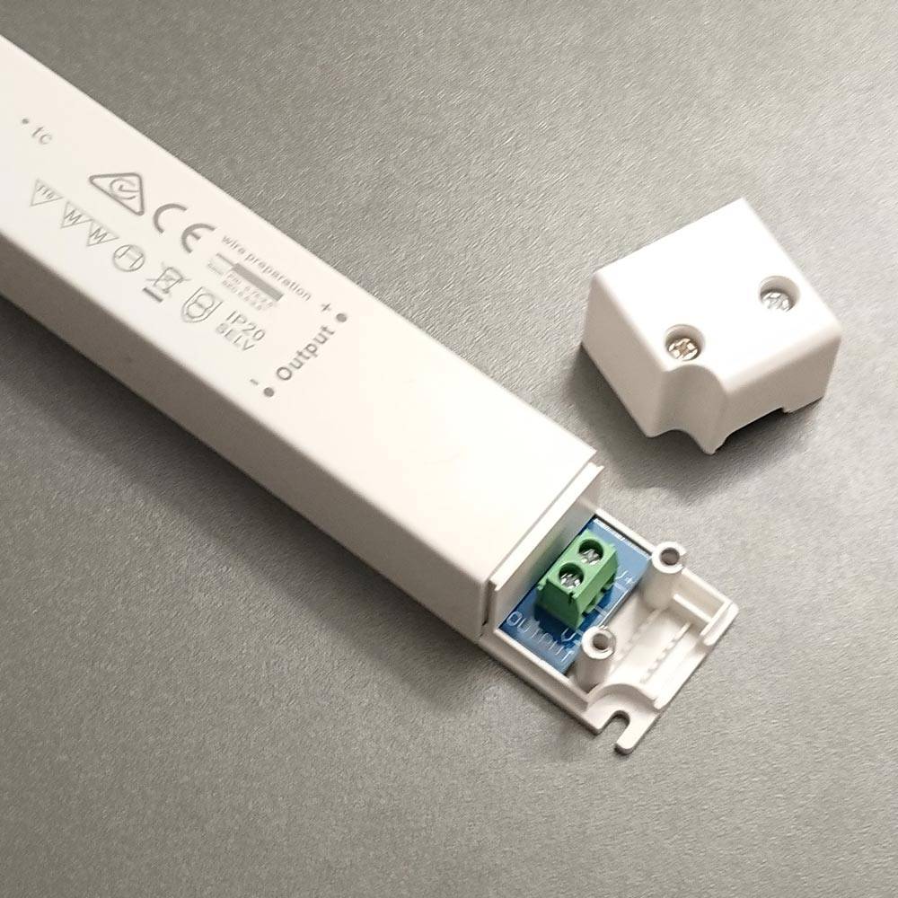 S.Luce 60W zertifiziertes Einbaunetzteil slim Dimmbar Triac 24V IP20 Cyber Monday