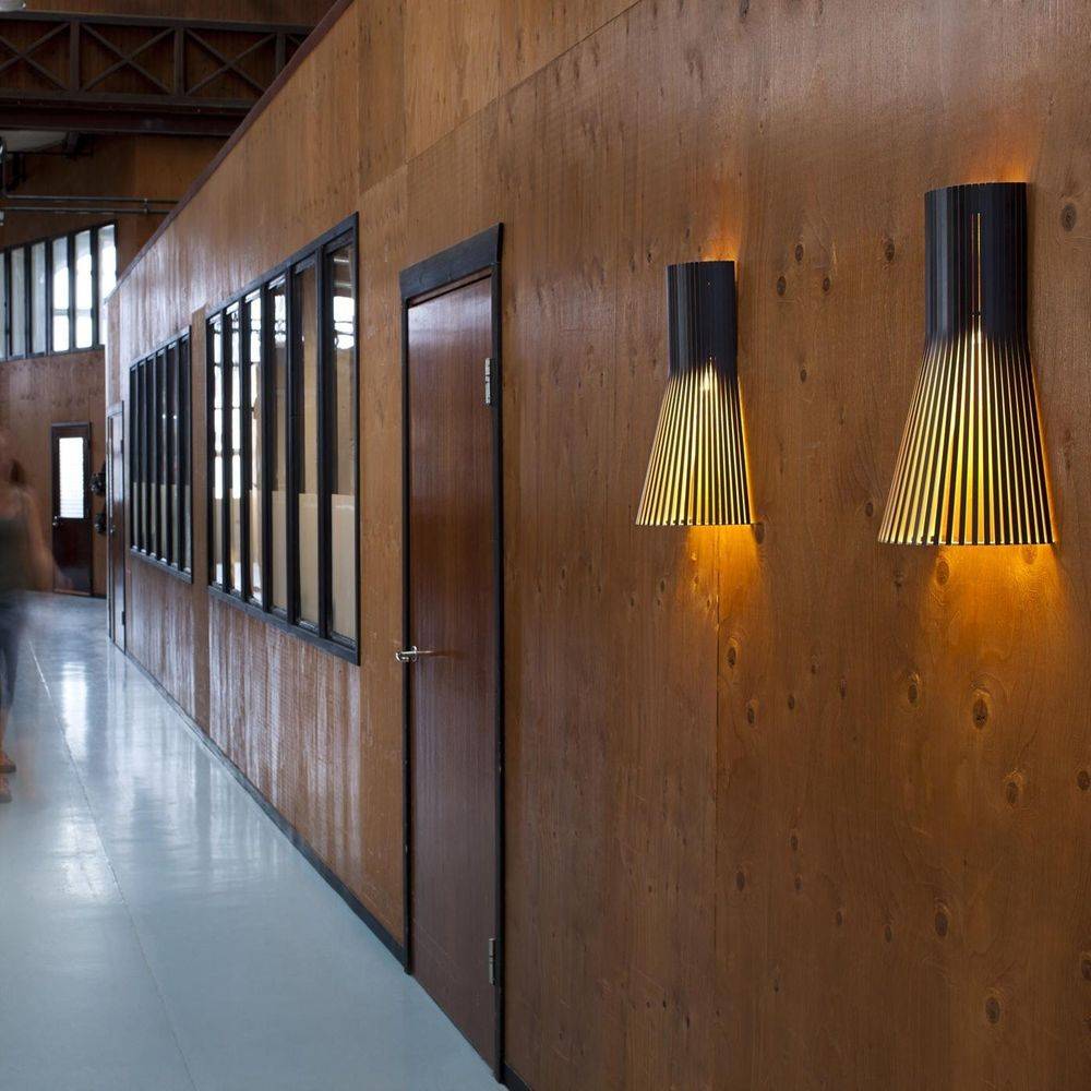 S.Luce Wandleuchte Secto Small 4231 aus Holz 45cm Online Outlet