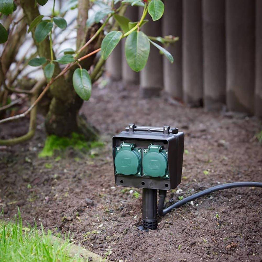 S.Luce SLV 4-Fach Gartensteckdose IP44 mit 1,4m Zuleitung Meist gekauft